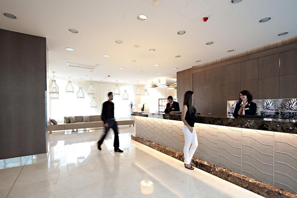 Hotel Zagreb - Health & Beauty 로가스카슬라티나 외부 사진