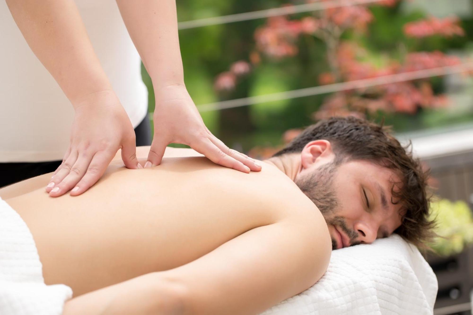 Hotel Zagreb - Health & Beauty 로가스카슬라티나 외부 사진